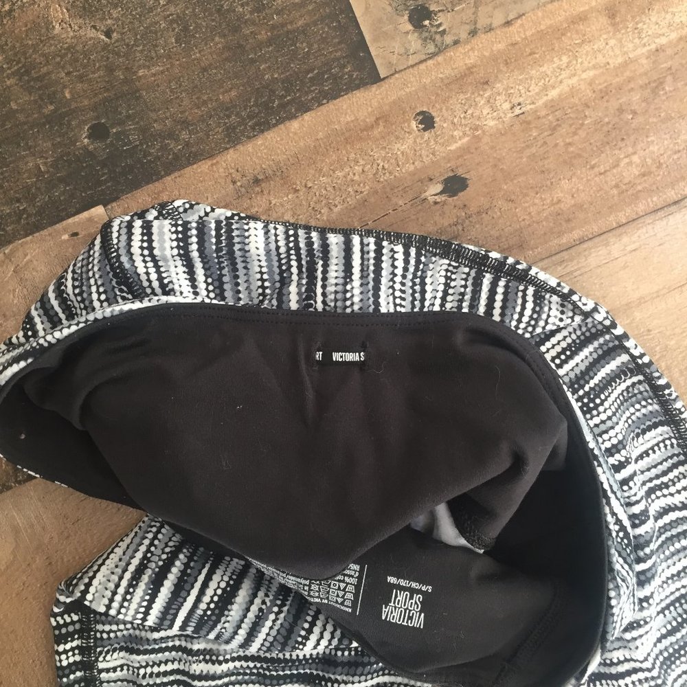 Victoria SPORT High Waisted Legging Black Small - Picture 4 of 8